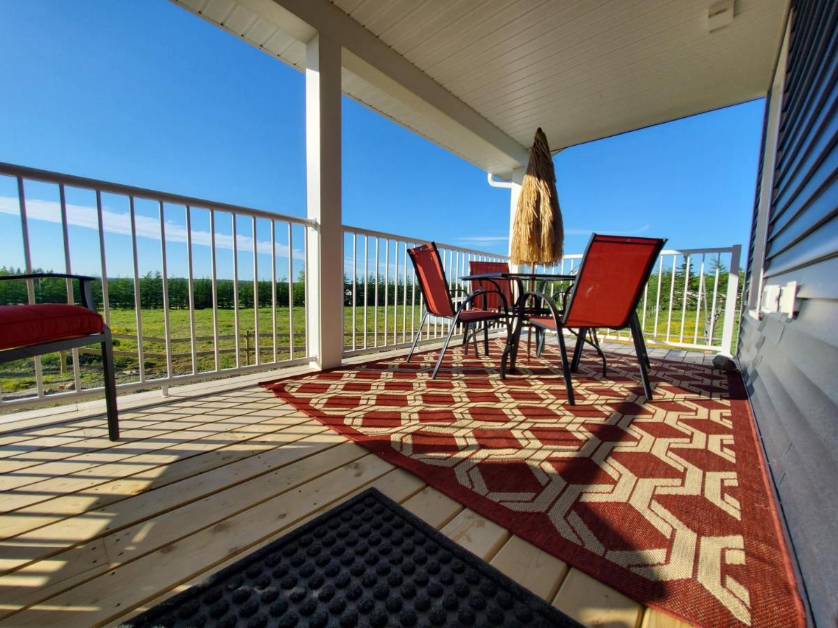 Back Home Bed And Breakfast Membertou エクステリア 写真
