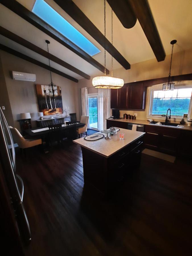 Back Home Bed And Breakfast Membertou エクステリア 写真